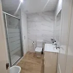 Mi Casa Es Su Casa *