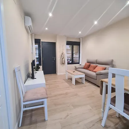 Mi Casa Es Su Casa *